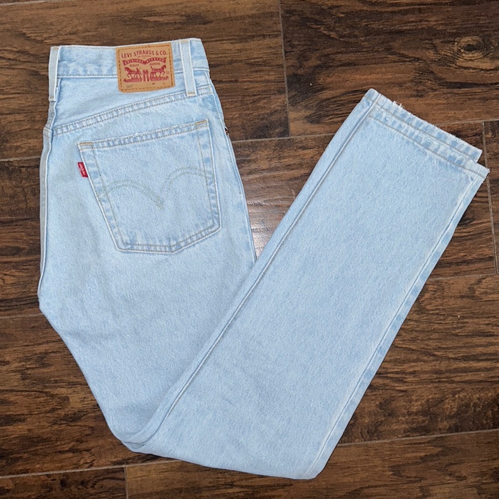 Levi’s 501 Original Fit Women’s Jeans. W24 L30.